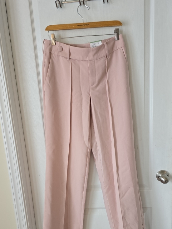 ryegrass Pants - Mid-Rise Wide Leg Pleated Trousers in Soft Pink